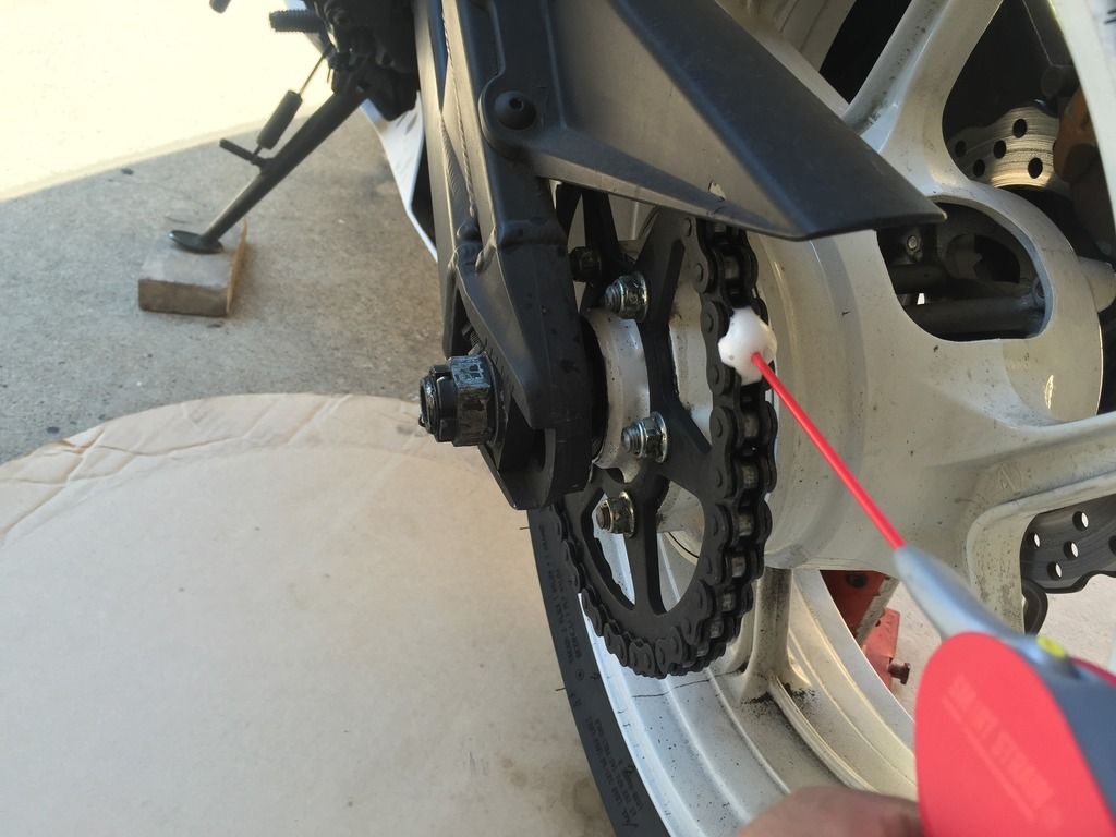 How To Lube Chain without stands (Poor man's Lube) Kawasaki Ninja ZX